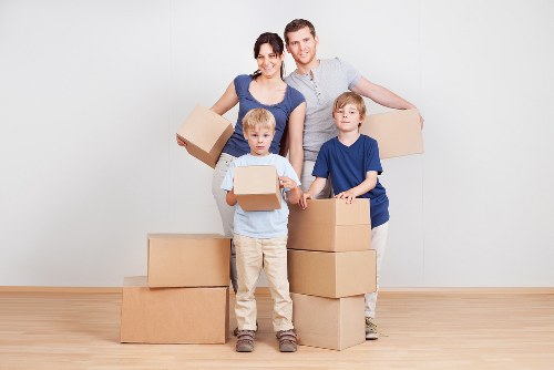 Household relocation support with man and van in Tottenham Hale